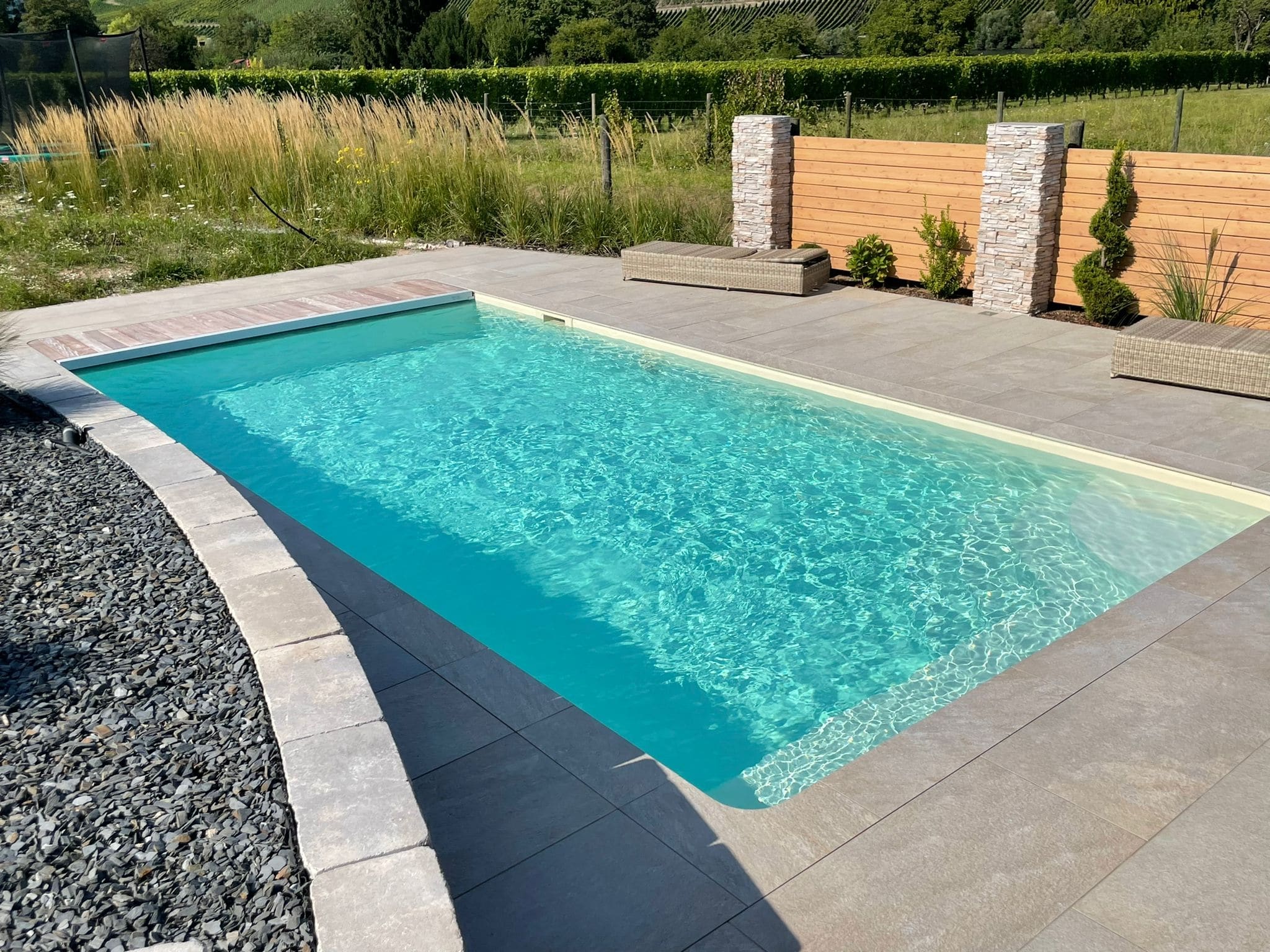 magiline_Garten_und_Pool_Panev_Mosel_03